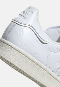 adidas Originals SUPERSTAR UNISEX - Matalavartiset tennarit - cloud white   cloud white   off white