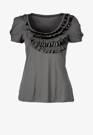 T-shirt gris à manches courtes présentant un design de volants superposés sur la poitrine, en tissu doux et avec un large col. Coupe simple et décontractée.