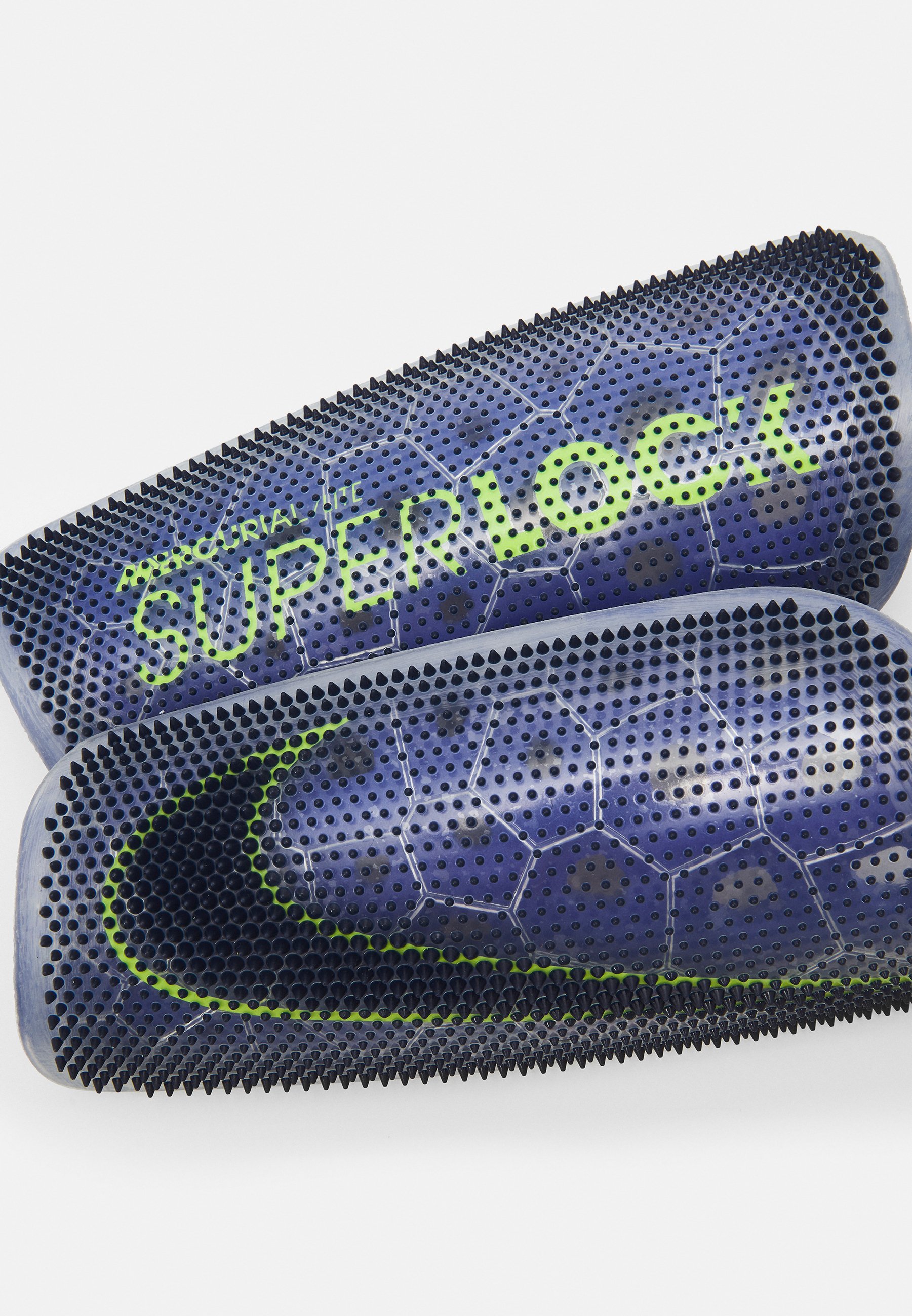 parastinchi nike superlock