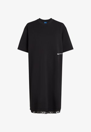 Μαύρο φορεματάκι με κοντά μανίκια και μήκος μέχρι το γόνατο, στρογγυλή λαιμόκοψη, μικρό λευκό λογότυπο "Karl Lagerfeld Jeans" στη δεξιά μέση και δαντέλα στο τελείωμα.