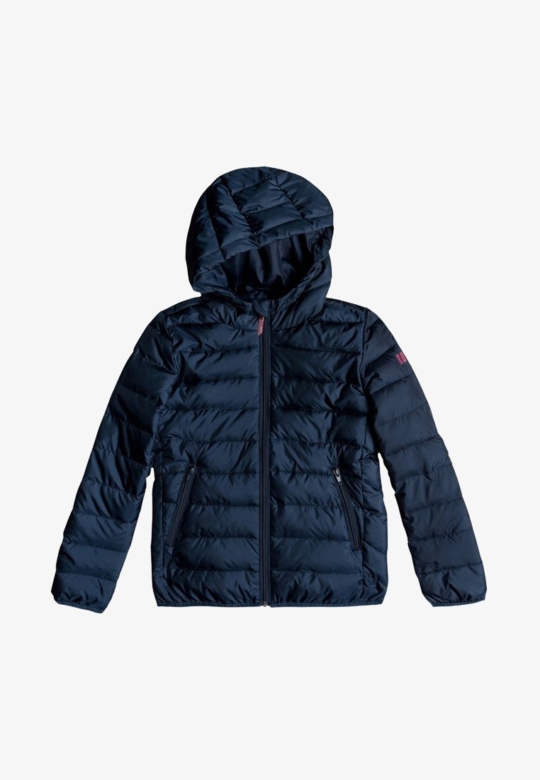 Veste à capuche matelassée bleu marine avec fermeture éclair à l'avant et deux poches latérales zippées, conçue pour les temps froids.