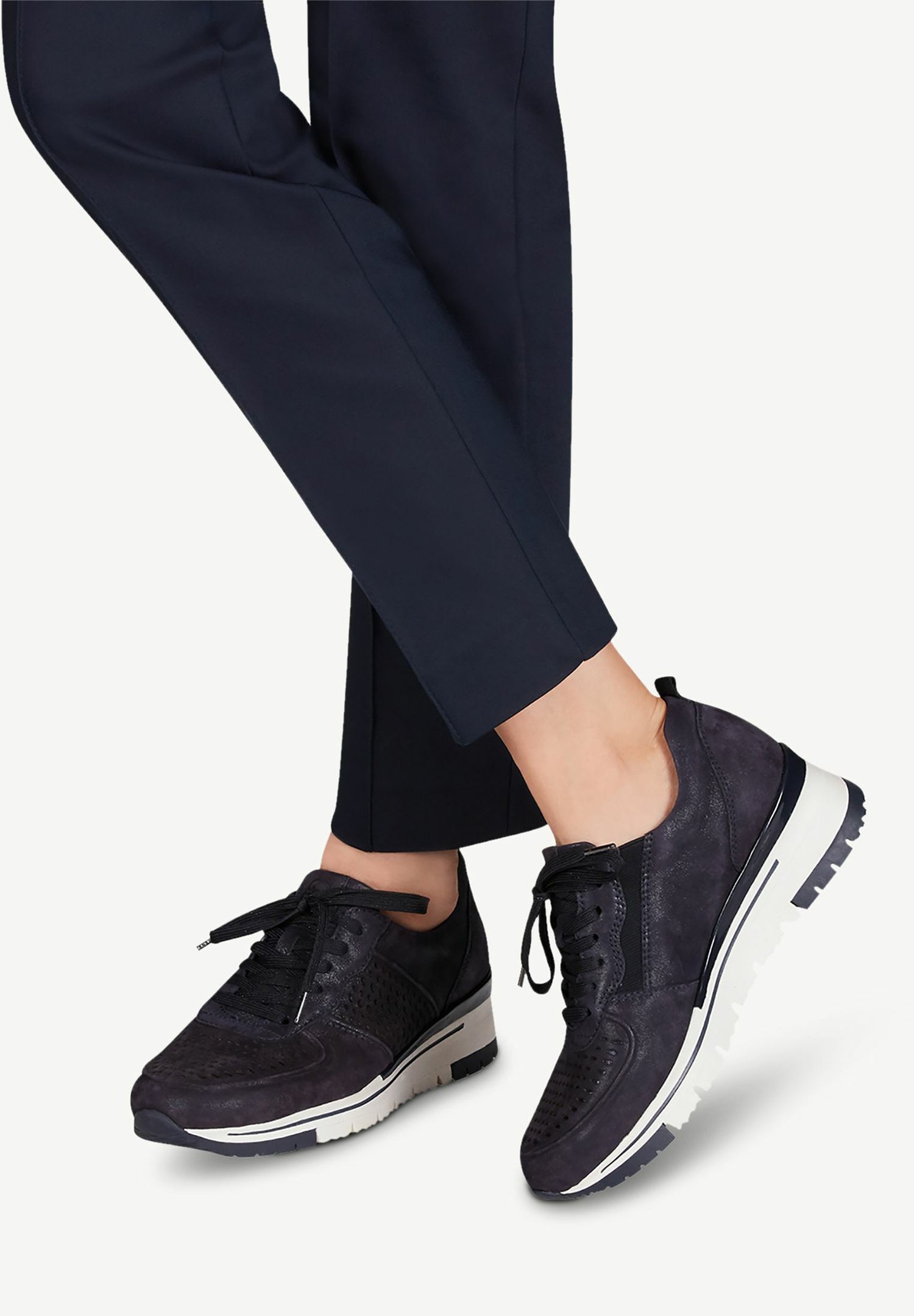 Sneakers navy peapunch Sneakers navy peapunch