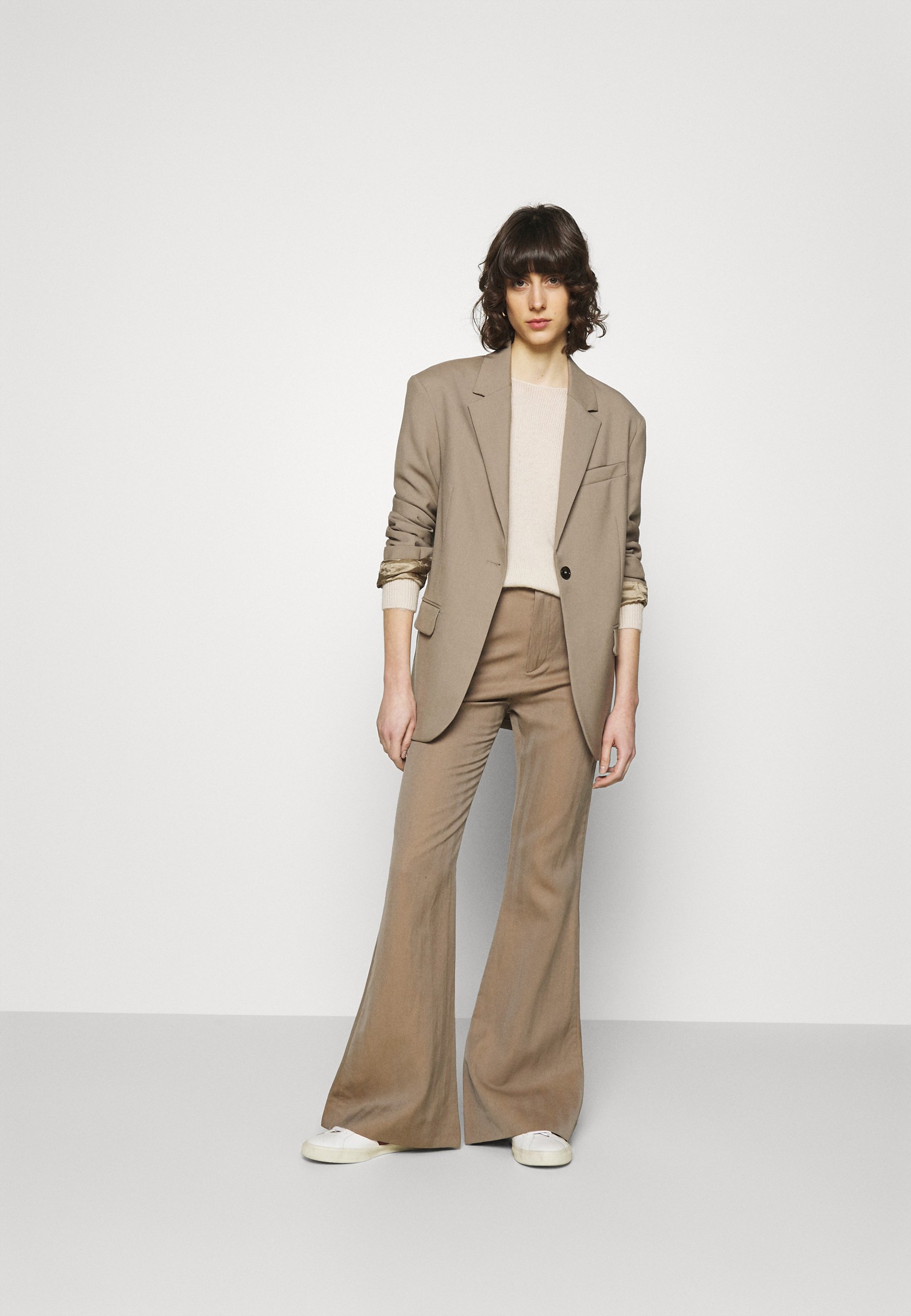 Hope FLARE TROUSERS - Pantaloni - beige herringbone/beige - Zalando.it