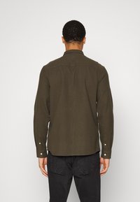 Lyle & Scott Camisa - olive