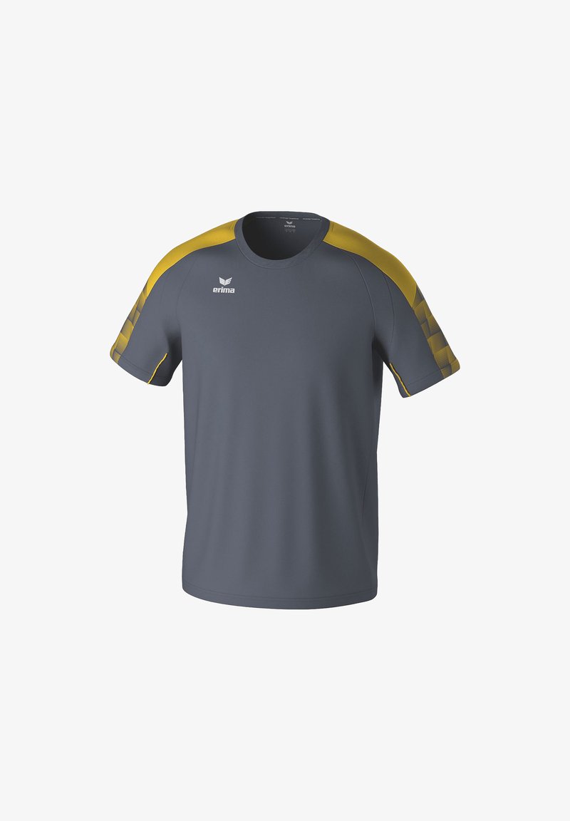 T-shirt sportivo grigio con accenti gialli sulle spalle, scollatura rotonda, maniche corte e una texture liscia, con dettagli del logo sul petto.