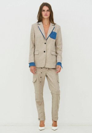 CALLIE - Blazer - seasand