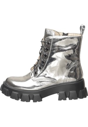 Ankle boot