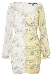 Vestido mini fruncido con mangas largas, diseño de abertura en blanco con estampado floral y tejido con patrón amarillo, con escote de corazón.