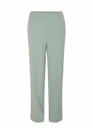 Pantaloni sartoriali verde chiaro con una texture liscia, taglio dritto e dettagli minimi. Vita piatta con passanti per cintura, senza tasche visibili.