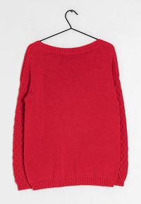 Next Sweter