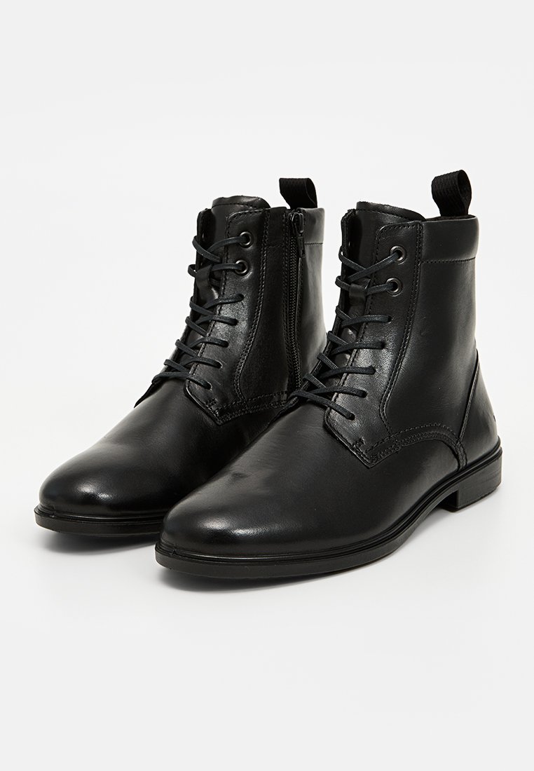 Schnürstiefelette