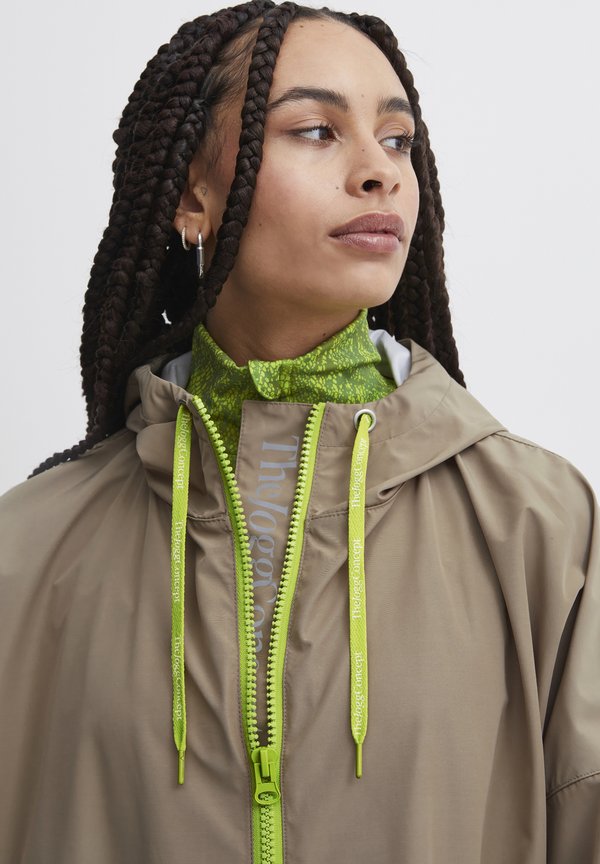 JCASUN - Parka - tree house3