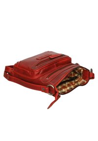 Borsa a tracolla rossa in pelle con molteplici tasche con zip, superficie testurizzata e foderatura interna a motivo. Inclusa tracolla regolabile.
