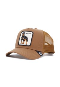 Gorra de béisbol marrón con parte trasera de malla, que presenta un parche cuadrado con un Rottweiler y el texto "CHICO MALO". Detalles bordados en el borde.