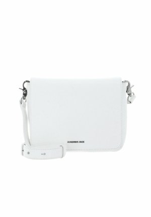 Sac bandoulière rectangulaire en cuir blanc avec sangle réglable et fermoir en métal argenté, arborant un petit logo de marque embossé à l'avant.