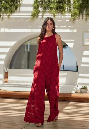 Jumpsuit - red