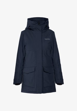 Giacca impermeabile blu navy con collo alto, grandi tasche frontali e chiusure con cerniera. Polsini foderati in pile per calore e comfort.