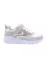 Sneaker sportivi beige e bianchi con una parte superiore testurizzata, chiusura con lacci e cinturino in Velcro, caratterizzati da una suola bianca chunky e dettagli laterali.