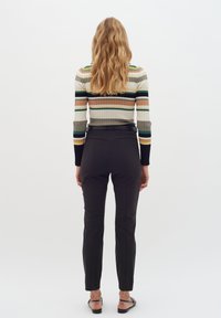 InWear Svetrík - multi stripes