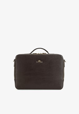 Cartella in pelle marrone scuro con manico superiore, chiusure con cerniera dorate e piccolo logo del marchio dorato centrato sul davanti.
