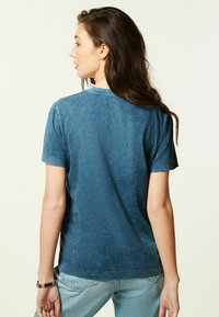 Next SHORT SLEEVE WASHED STAR  REGULAR FIT - T-shirts print - blue