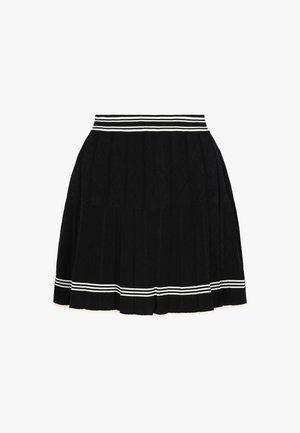 Jupe noire en tissu texturé arborant des motifs en forme de losange. Accents de rayures horizontales blanches à la taille et à l'ourlet. Design plissé.