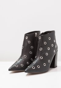 Topshop Stivaletti con tacco - black