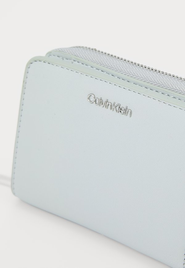 MUST MEDIUM ZIP AROUND WALLET - Wallet - mirage gray2