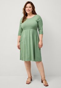 Ellos Plus collection Jerseykleid - grün