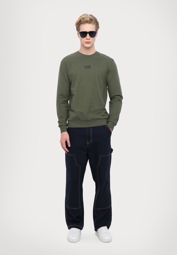 Sweatshirt - beetle4