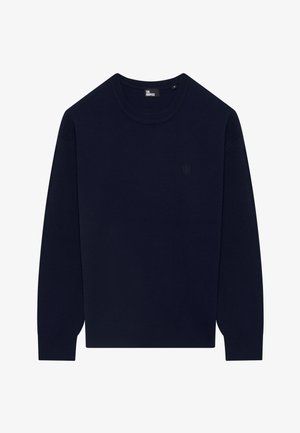 Navy-blauer Pullover aus weichem Material, mit Rundhalsausschnitt, langen Ärmeln und dezentem Logo-Detail auf der Brust.