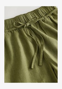 Wybrany, khaki green