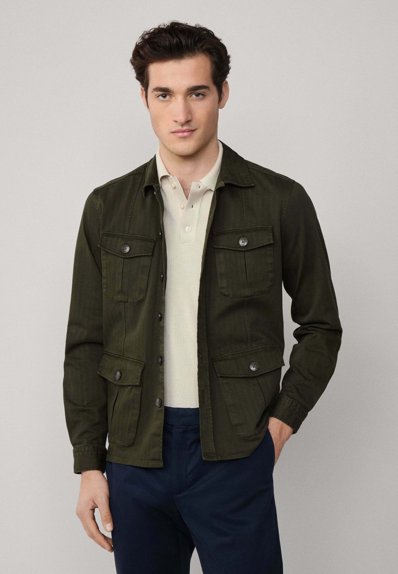 Hackett London Lehká bunda - hunter green