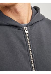 Jack & Jones PREMIUM JPRBLUHARVEY ZIP HOOD UNISEX - Sweat zippé - asphalt