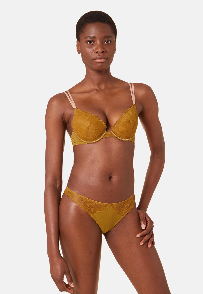 Etam String groen Etam String groen