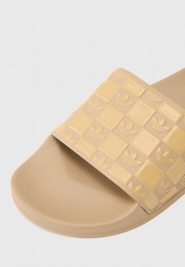 ADILETTE UNISEX - Pool slides4