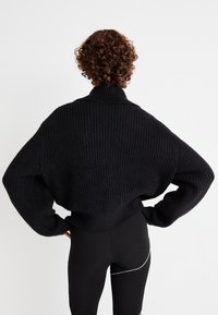 Weekday BEA ZIP CARDIGAN - Kardigan - black