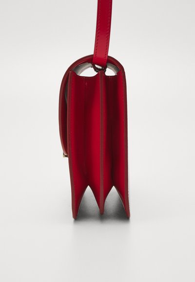 Bally OLLAM FLAP CROSSBODY - Taška cez plece - candy red/gold-coloured