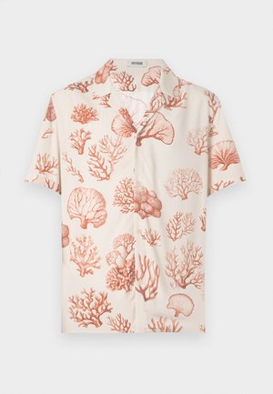 Košile s krátkým rukávem na knoflíky v krémové barvě s korálovým útesem v odstínech oranžové. Vyrobena z lehké látky s volným střihem.