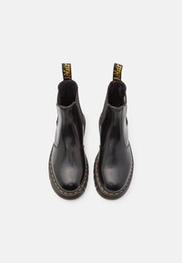 Dr. Martens Klassiset nilkkurit - black