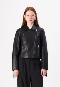 YAS YASVALETTA FRINGE JACKET - Usnjena jakna - black