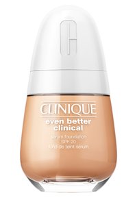 Clinique Even Better Clinical serum foundation i en klar glassflaske med en beige produkt, hvit lokk og trykt tekstetikett. SPF 20.