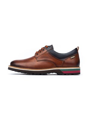 Zapatos con cordones - brown