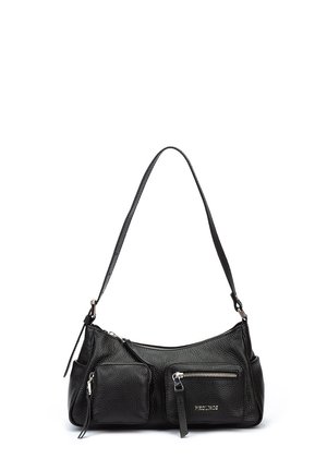 Sac à bandoulière en cuir noir avec deux poches avant zippées et une seule bandoulière, finition texturée, marqué "Pikolinos" sur la poche avant.