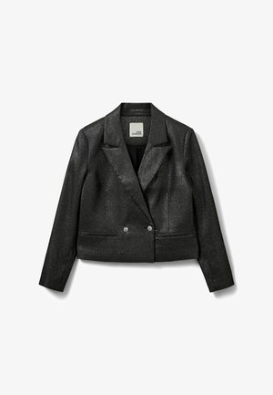 Melns saīsināts blazeris ar smalku mirdzumu, ar izgrieztām krūšu atverēm, diviem dekoratīviem zieda formas pogām un priekšējām kabatām ar welt struktūru.