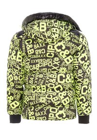  gepolsterte Jacke mit schwarzem Grundton und fluoreszierenden grünen Textmustern. Ausgestattet mit einer Kapuze und elastischen Bündchen für Wärme und Passform.
