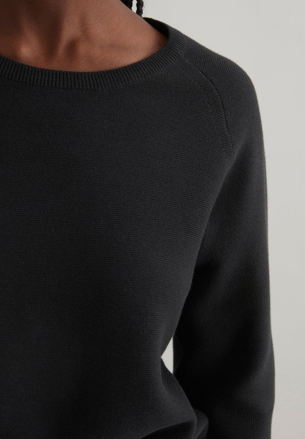 ROUND NECK - Jumper2
