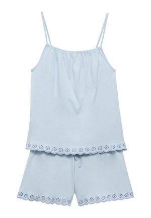 Lichtblauw katoenen slaapset met een tanktop met dunne bandjes en shorts, versierd met geborduurde golfrand.