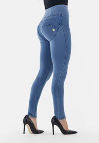 Freddy WR UP VITA ALTA - Pantaloni - jeans chiaro cuciture in tono