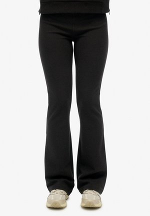 ACTIVE TECH FLARE JOGGERS - Pantalon de survêtement - black